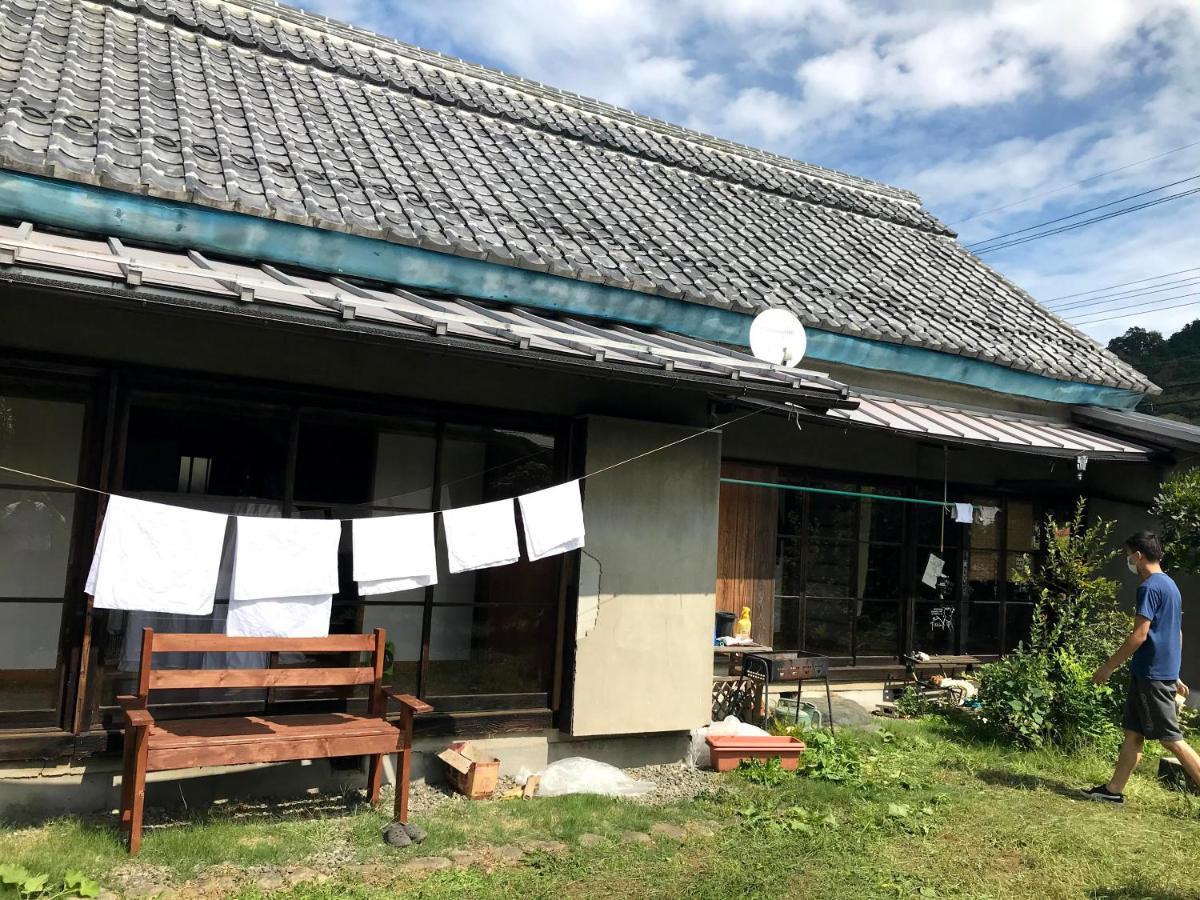 Guest House Yukari Tsuru 외부 사진